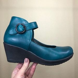 DANSKO teal Mary Jane wedge with buckle